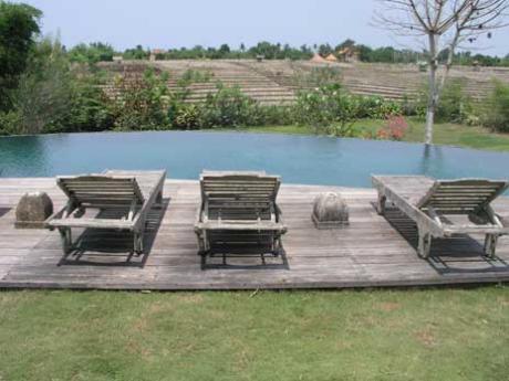 Deck swimming pool Bali Real Estate