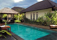 Villa with sharing- and private plunge pool Bali Real Estate