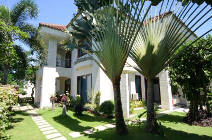 Renon Villa Bali Real Estate