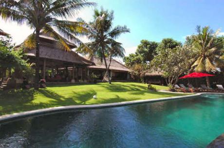 Villa Garden and Pool Bali Real Estate