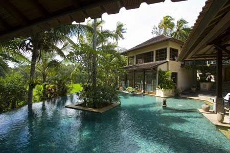 Pool and Villa Bali Real Estate