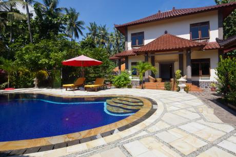 The House and Pool Bali Real Estate