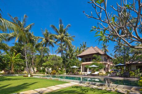 Beach Villa Bali Real Estate