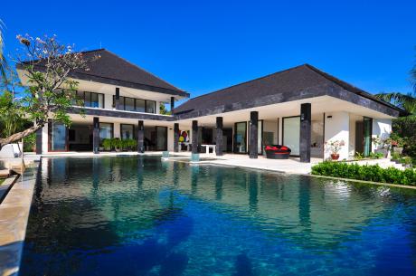 Beach Villa Bali Real Estate