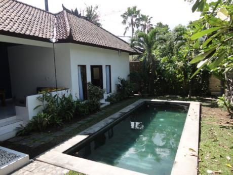 Cozy home available for yearly rental in Petitenget Bali Real Estate
