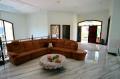 Renon Luxury Bali Villa 2nd floor Living