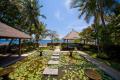 Lovina Beach Villa Beach Garden