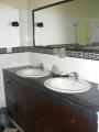 Oceanfront villa Bathroom