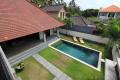 Spacious and attractive garden with pool
