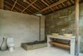 Canggu, 2 Joglo villas on 1 plot Bathroom