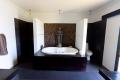 Singaraja Luxury Home Bathroom 1